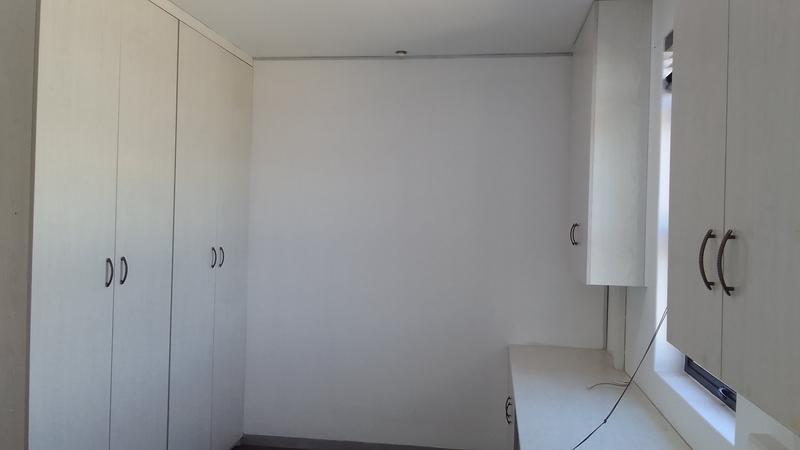 To Let commercial Property for Rent in Parow North Western Cape